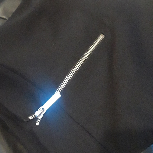 Stunning Michael Kors Zipper Pencil Skirt - Picture 4 of 4